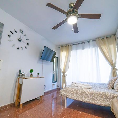 Apartamento La Brisa Малага Экстерьер фото